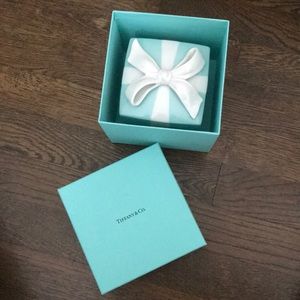 TIFFANY BLUE BOW BOX